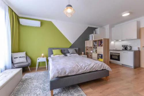 The Spot - fully equipped, central, modern studio by Flat Mаnager
