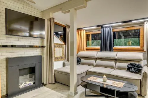 Top 5 - Loft - Top Location - Designer Interior