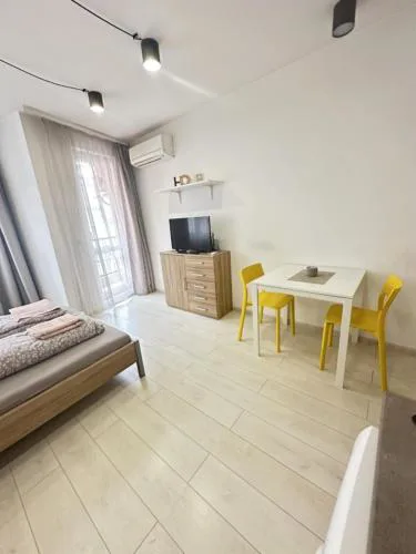 Urban Nest 7 studio