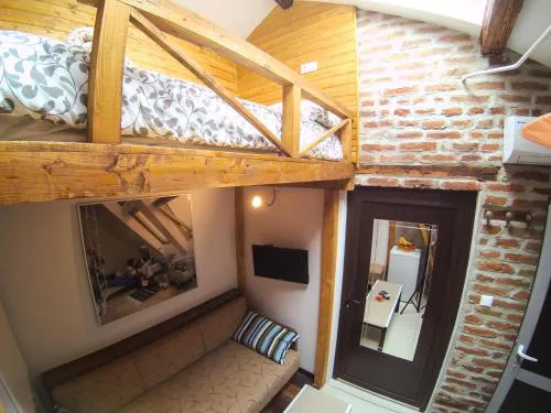 Vitosha Blvd - Attic Studio