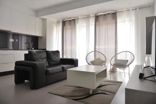 Duarte Apartments - Lux