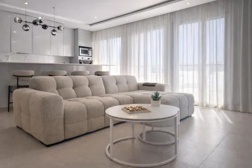 Sharksproperties Luxury 3BR Ocean View Apartment with Rooftop Pool 6 Guests