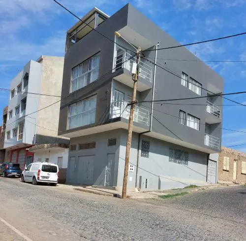 Studio Cruz Espia