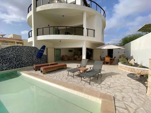 Surf House - Your Exclusive Getaway