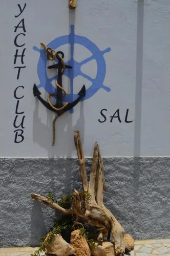 Yacht Club Sal