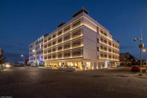 Oasis White Hotel