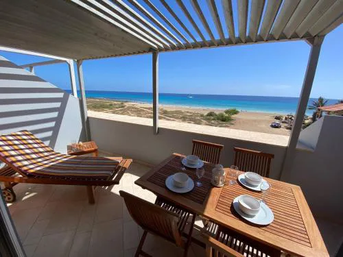 Corallo Beach Front Apartments - By Bobbywashere