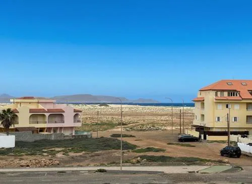 Seafront Apartment Shell Beach & Kite Beach Views