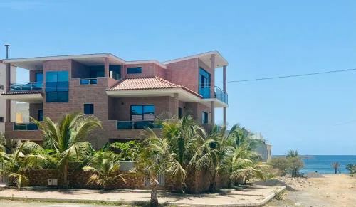 Lali's House