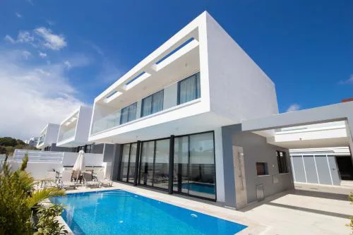Diamond villas