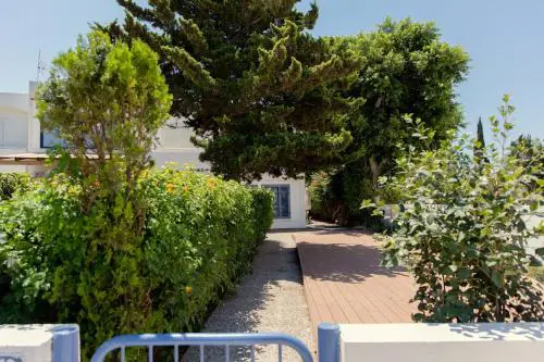 Family Fig Tree Bay House