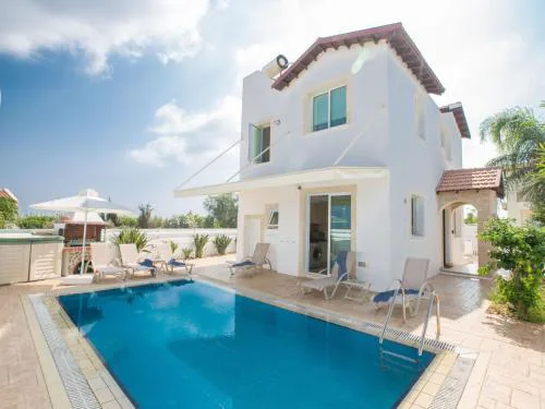 Holiday Home 3-Schlafzimmer-Villa mit privatem Pool by Interhome