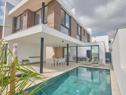 Holiday Home Protaras Aqua Pearl Villa AQ11 im Zentrum by Interhome