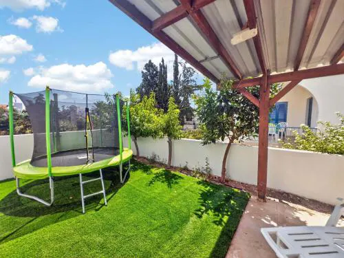 Iria Family Villas - Kid Friendly, Walk to The Beach