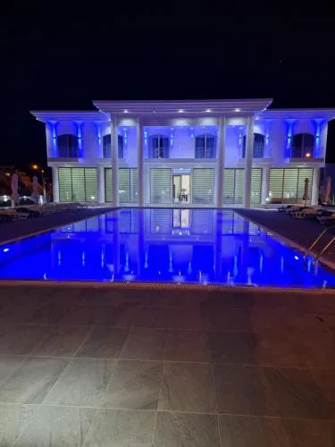 MAXOR PALACE