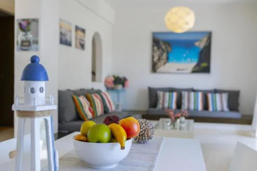 Melis Villa - Charming villa in Central Protaras