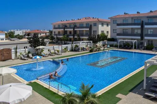 Mythical Sands Resort - Maria