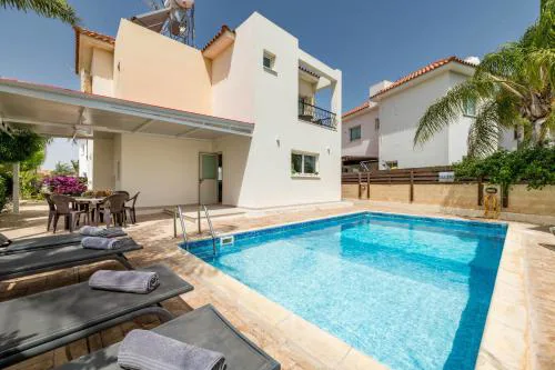 Pernera Blue Villa