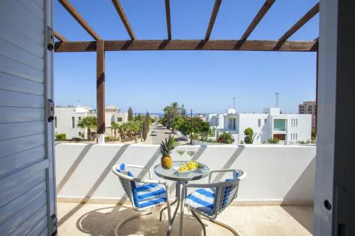 Protaras Holiday Suite Annie