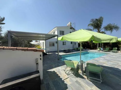 Villa Coralia Gardens 1km From Coral Bay Beach