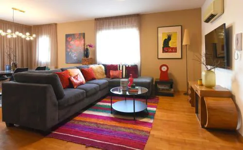 Cosy Haven Apartment - Your Home Away from Home