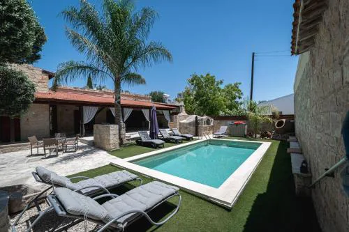 Villa To Palati with Private Pool Anogyra