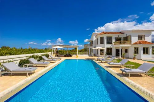 Villa Lefkos