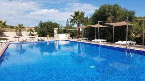 Beautiful Nissi Beach apt with big Sunny Veranda