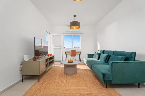 Modern seaview apartment in the heart of Agia Napa