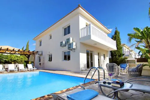 Nissi Dreams Villa