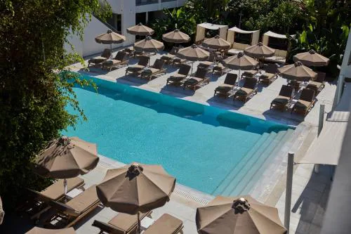 Nissi Park Hotel