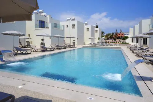 Panas Villas