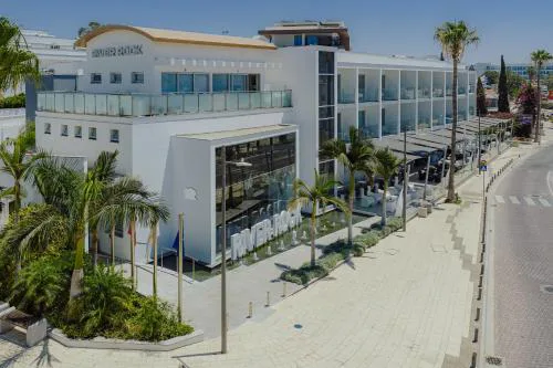 River Rock Hotel