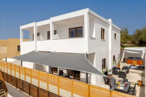 SEVIS SUITES