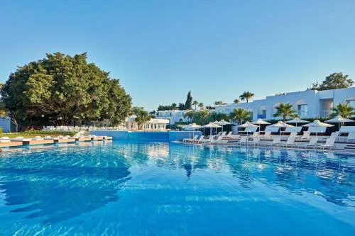 So Nice Beach Resort