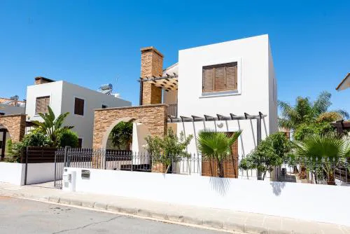 Villa Alexandra by Ezoria Villas