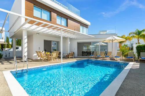 Villa Elite Blu by Ezoria Villas
