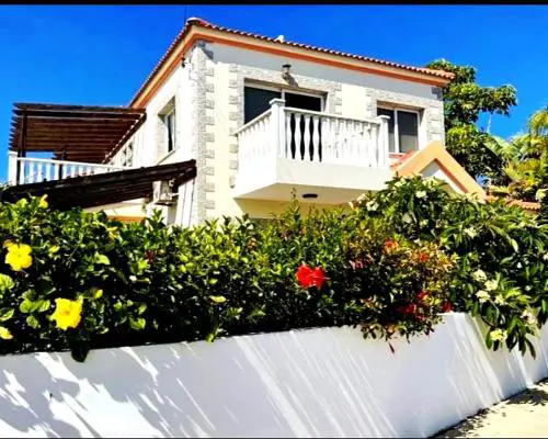 Villa Flamingo ,private pool & Sea view