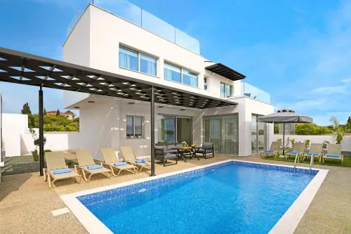 Villa Napa Blu