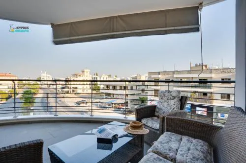 Spacious Modern 3bd Apt in Prestigious Engomi