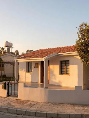 TelMar Kiti Escape House