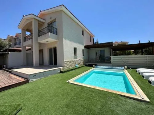 Paphos 4 Bedrooms