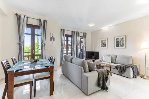 2 bedroom Apartment Assia with communal pool, Aphrodite Hills Resort