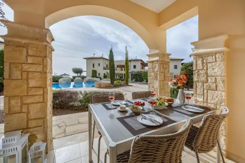 BK02 Adjacent to Aphrodite Hills Pool Sea View