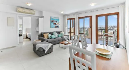 Modern Apartment Oceanus, Theseus Village, Aphrodite Hills