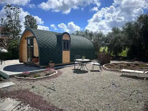 Casa Leandro glamping wooden tiny house