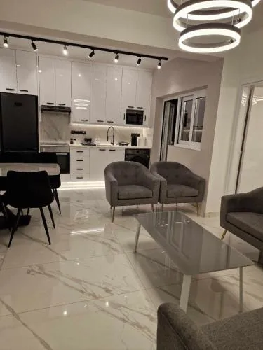 3 rooms modern apartment close to the beach!