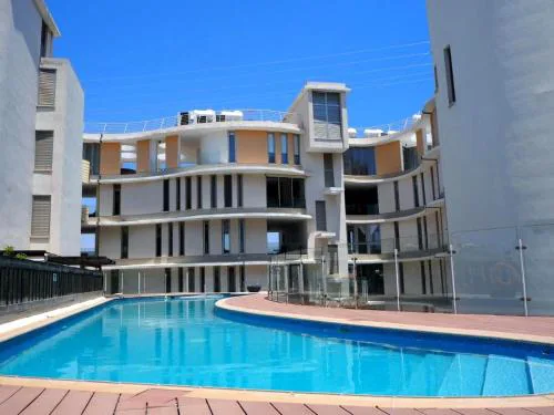 Anamor apartment 408