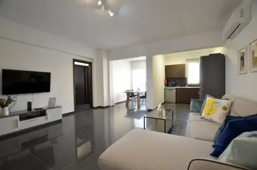 Central 2 bdr Flat St Lazaros - Phoenix Lodge