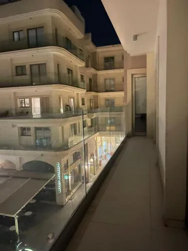 Central Large 2BD APT near the Beach